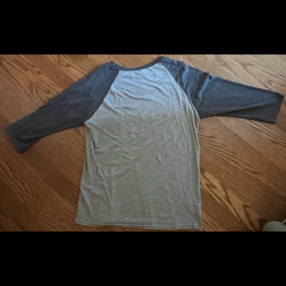 Detroit Vs Everybody shirt - Picture 3 of 3